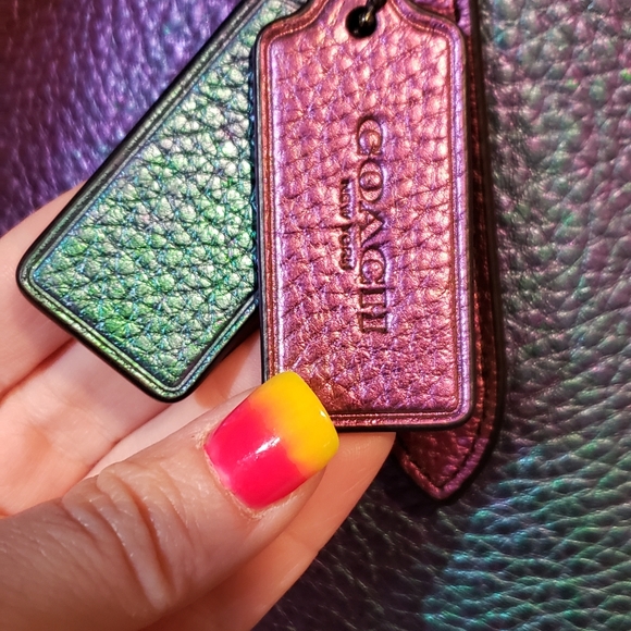 RaRE 🧜‍♀️NWT!!!🦄 COACH HOLOGRAM OILSLICK MARKET TOTE L/XL 36512 Unicorn - Picture 15 of 16